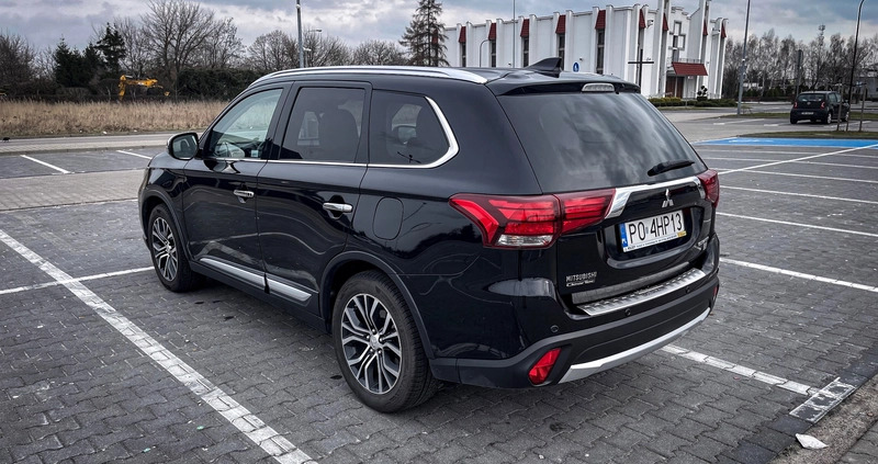 Mitsubishi Outlander cena 104550 przebieg: 54000, rok produkcji 2017 z Poznań małe 301